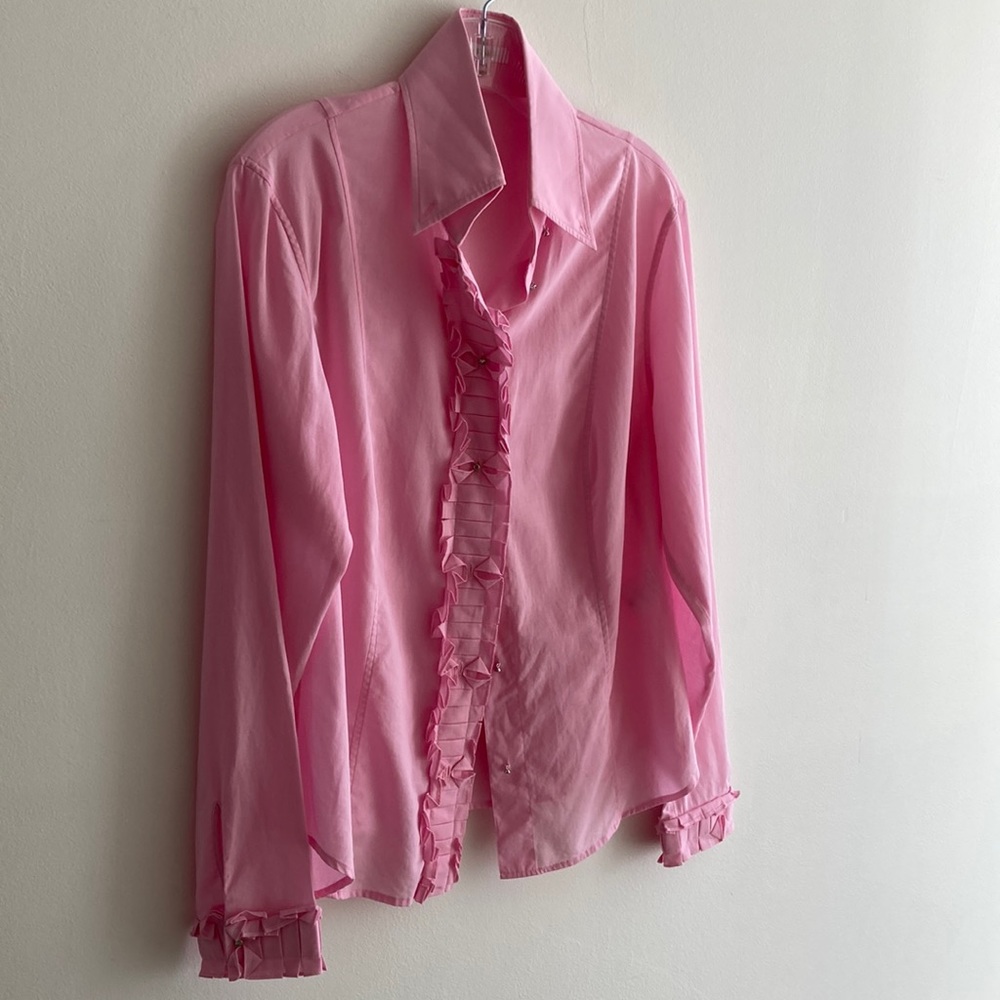 Deleting 8/1/22 Escada 42 Pink Crystal Buttoned Pleated Cotton Blouse
